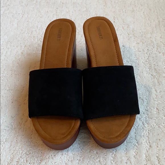 Sandals - Picture 4 of 4